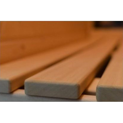 Ukázka dřeva v sauně