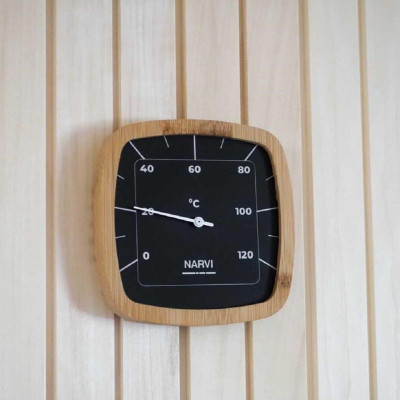 Teplomer do sauny Narvi čierny v saune