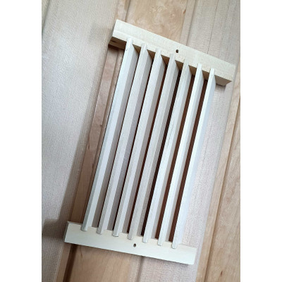 MŘÍŽKA DO SAUNY 150x220mm